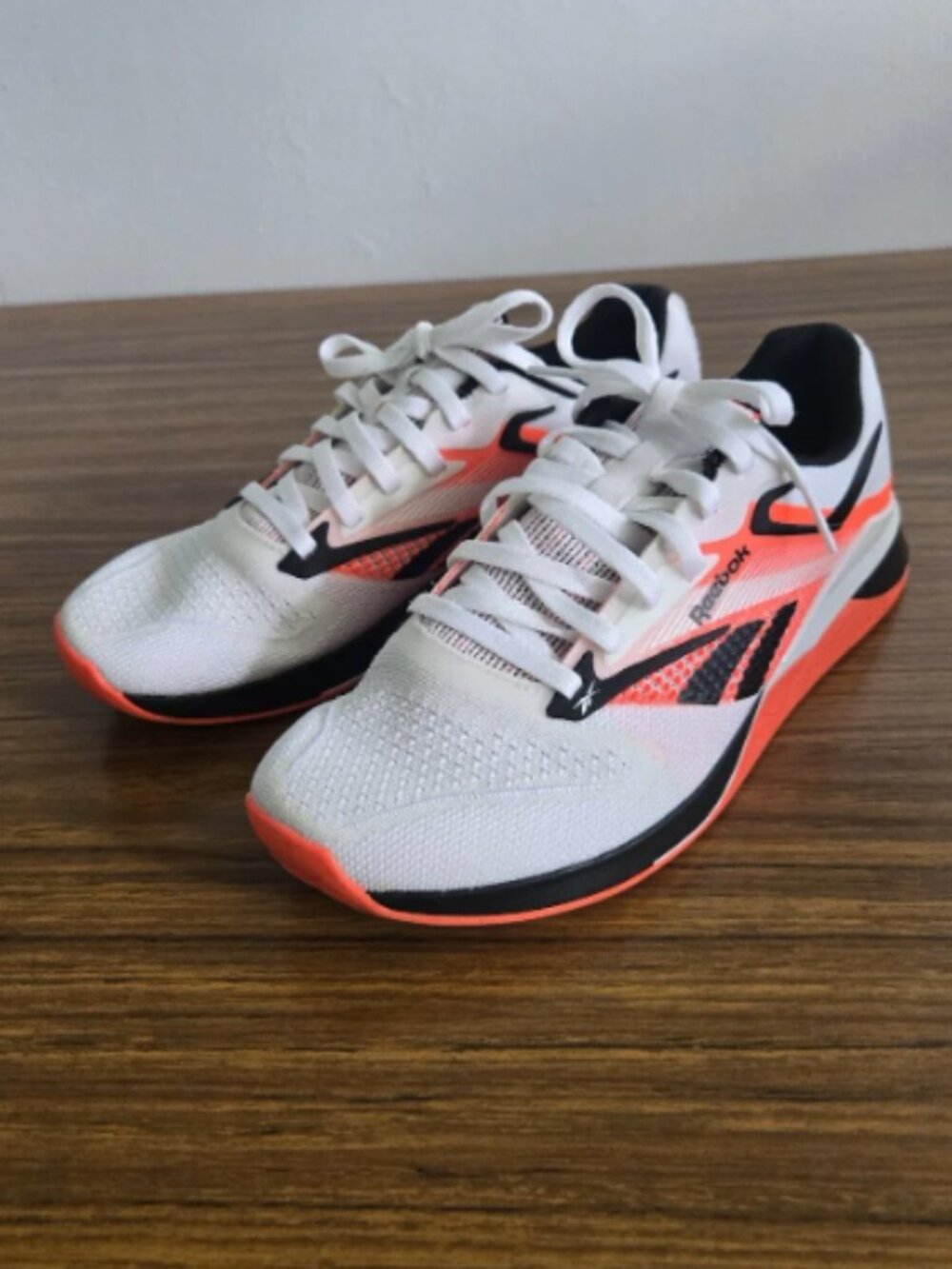 Reebok NANO X4 Sneakers White & Neon Orange Cross Trainers Athletic